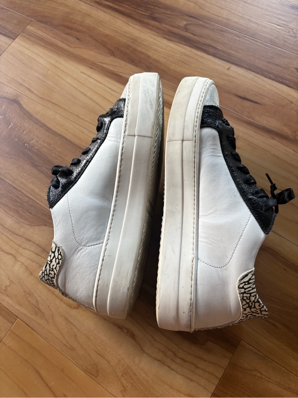 P448 Women's White, Black & Gold Low-Top Sneakers - Picture 4 of 5